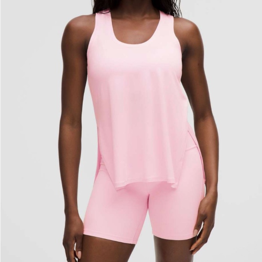 Lululemon SilkAppeal Side-Slit Tank Top
Pink Organza XXS